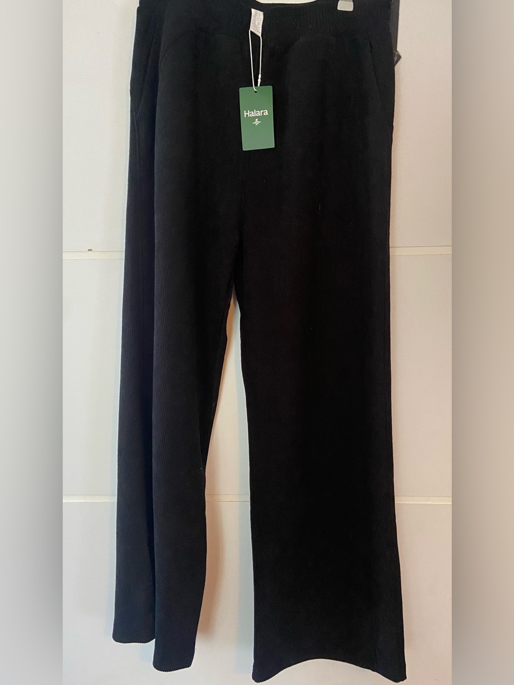 Halara Black Wide-Leg Corduroy Pants